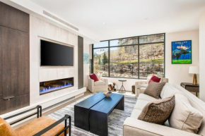 Stunning Modern Lift